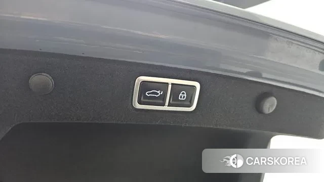 Hyundai Grandeur (GN7) id 3523545 из Кореи 11