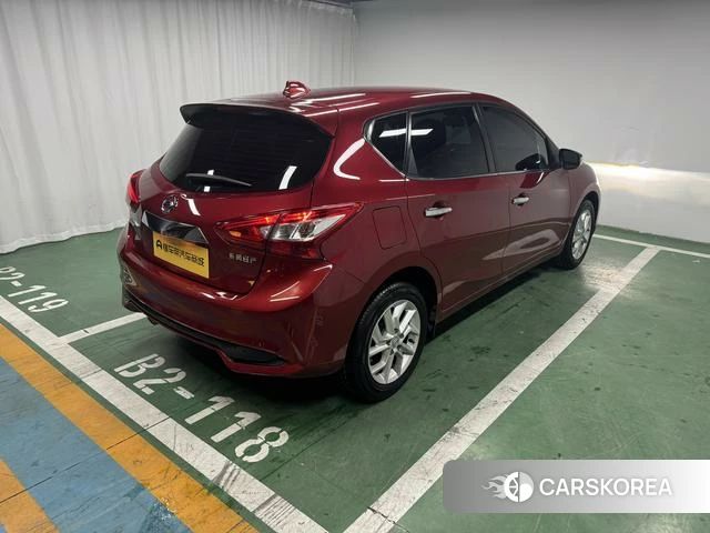 Nissan TIIDA id 4208688 из Китая 11
