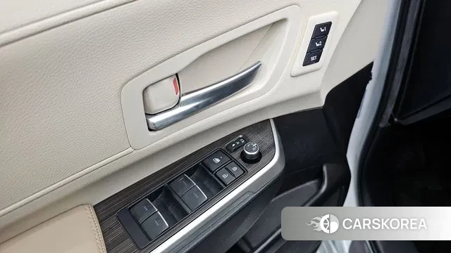 Toyota Sienna 4th Generation id 2958880 из Кореи 11