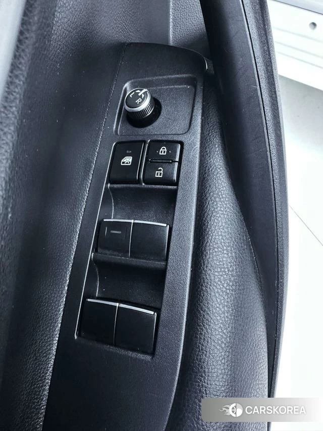 Toyota Corolla id 4264590 из Китая 11