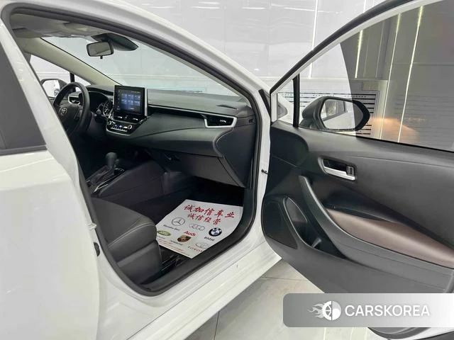 Toyota Corolla id 4265905 из Китая 11