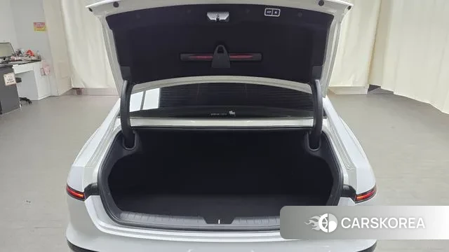 Hyundai Grandeur Hybrid (GN7) id 3333476 из Кореи 11