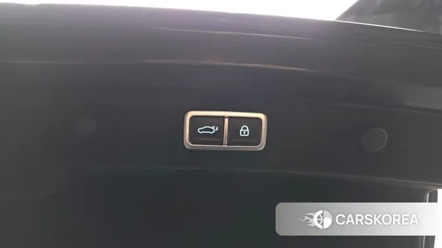 Hyundai Grandeur (GN7) id 3442698 из Кореи 11