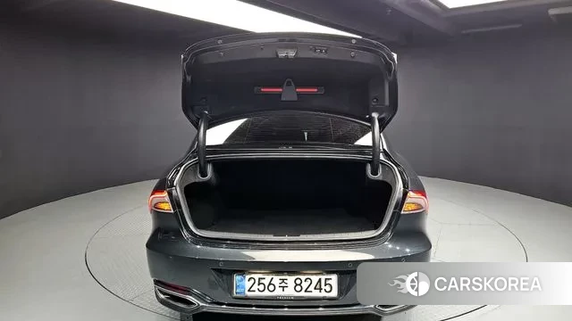 Hyundai The New Grandeur IG id 3017881 из Кореи 11