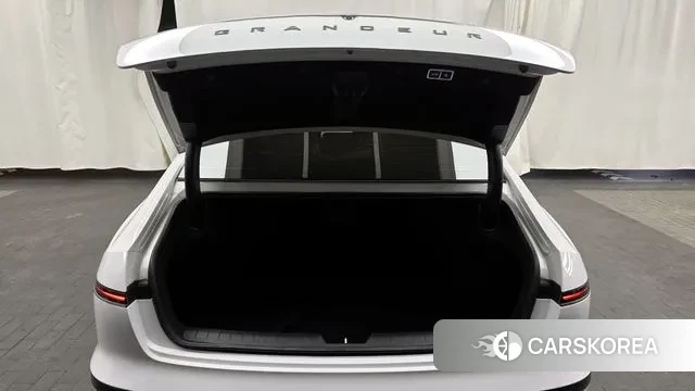 Hyundai Grandeur (GN7) id 3751746 из Кореи 11