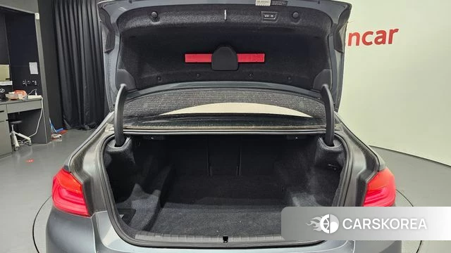 BMW 5 Series (G30) id 4525923 из Кореи 11