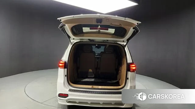 Kia The New Carnival id 3018698 из Кореи 11