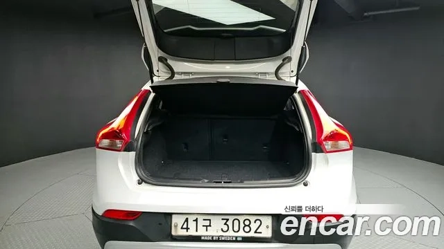 Volvo V40 Cross-Country id 2928033 из Кореи 11