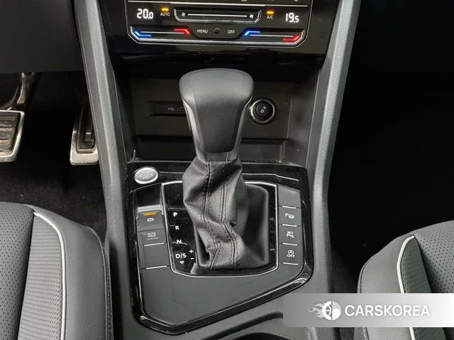 Volkswagen Tiguan L id 4297597 из Китая 11