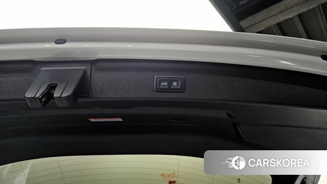Audi Q3 (F3) id 4292320 из Кореи 11