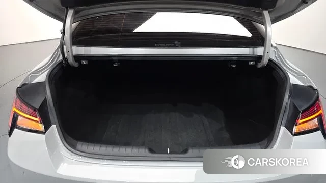 Hyundai Avante (CN7) id 3438981 из Кореи 11