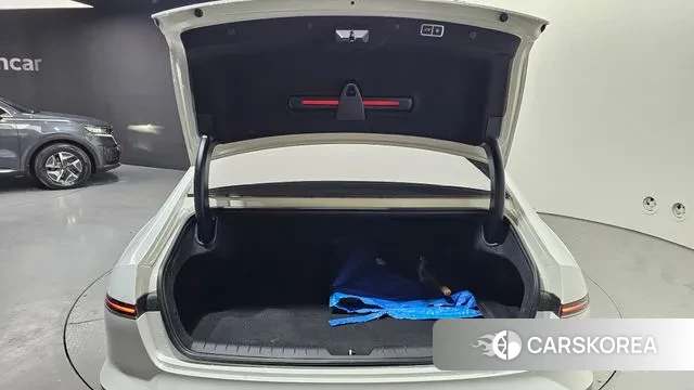 Hyundai Grandeur (GN7) id 3746055 из Кореи 11