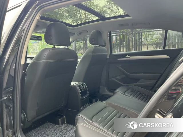 Volkswagen Magotan id 4258638 из Китая 11