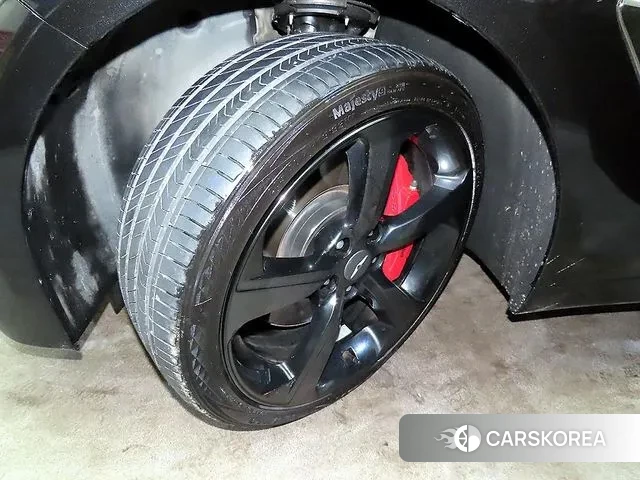 Genesis G70 id 3703666 из Кореи 11