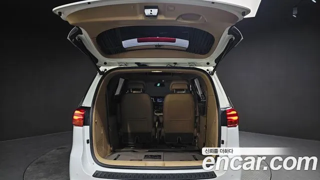 Kia The New Carnival id 2445351 из Кореи 11