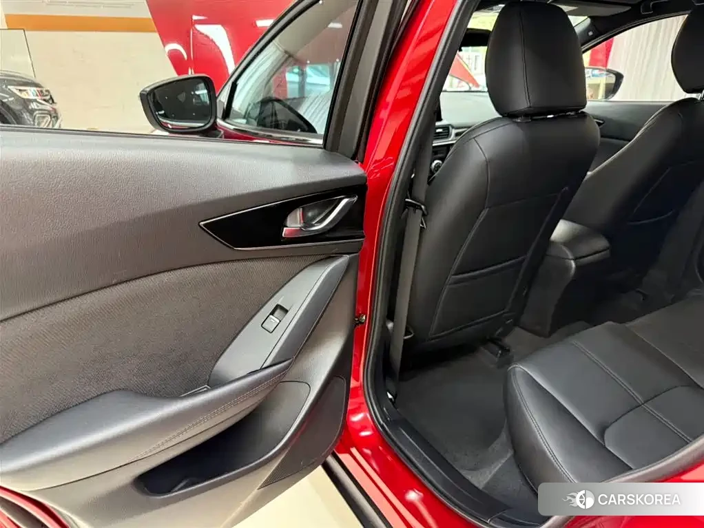 Mazda CX-4 id 4664612 из Китая 11