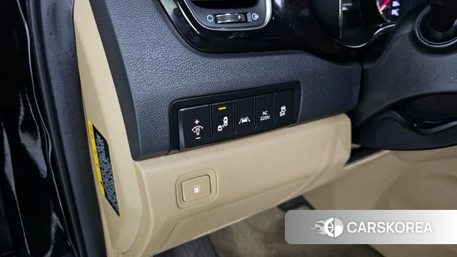Kia The New Carnival id 4458948 из Кореи 11