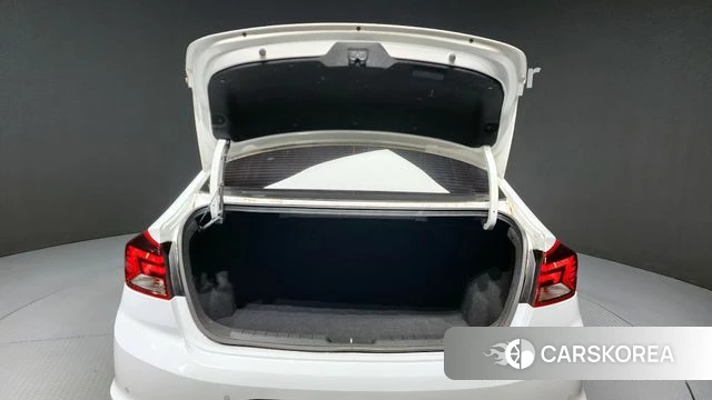 Hyundai The New Avante AD id 4245648 из Кореи 11