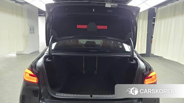 BMW 5 Series (G30) id 3923318 из Кореи 11