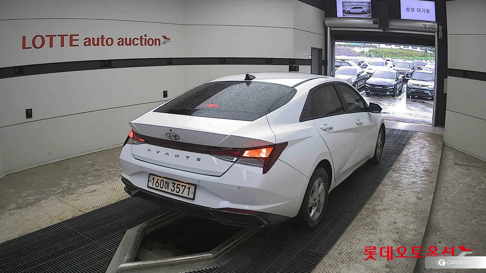 Hyundai Avante id 4352359 из Кореи 11