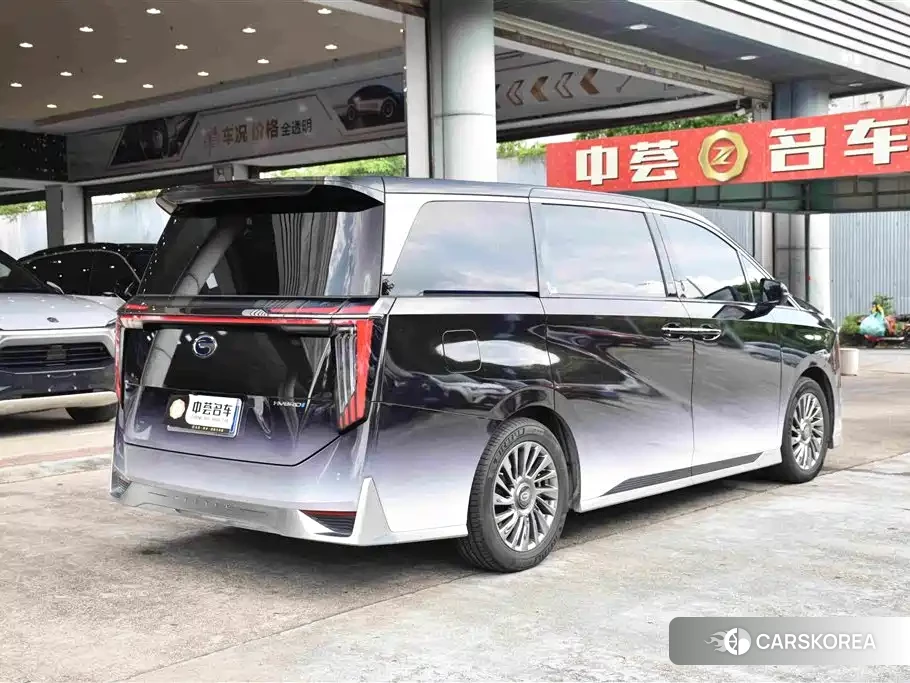 GAC Trumpchi Trumpchi M8 id 4539340 из Китая 11