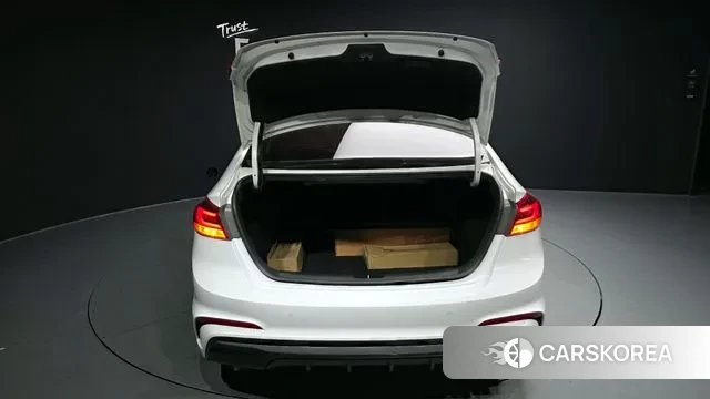 Hyundai Avante AD id 3123463 из Кореи 11