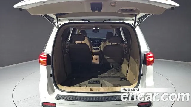 Kia The New Carnival id 2932516 из Кореи 11