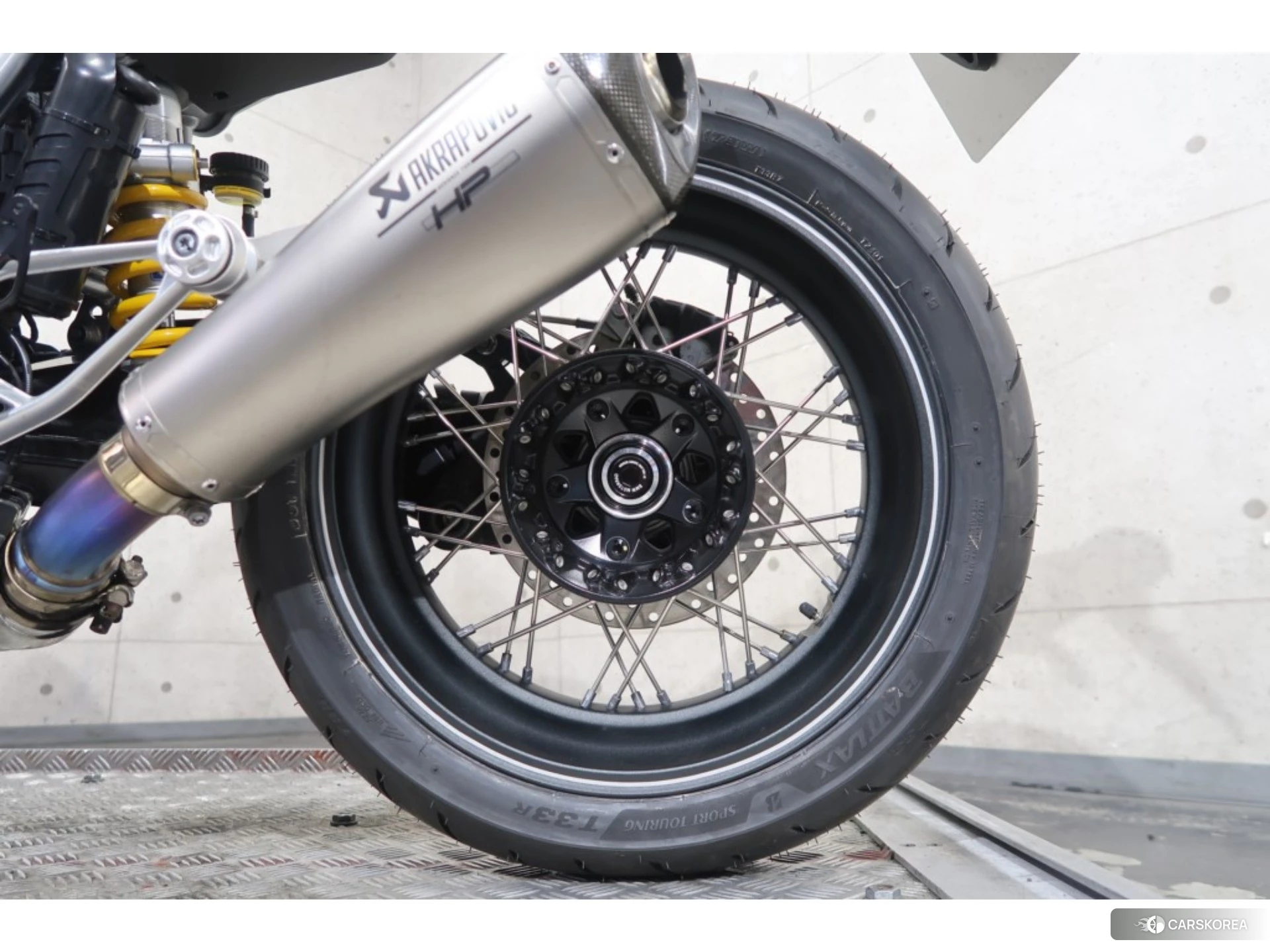 BMW R NINE T RACER id 4374334 из Японии 11