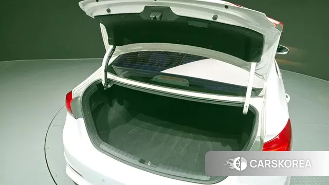 Hyundai Avante AD id 3737310 из Кореи 11