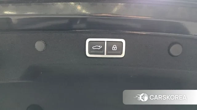 Hyundai Grandeur (GN7) id 3596213 из Кореи 11