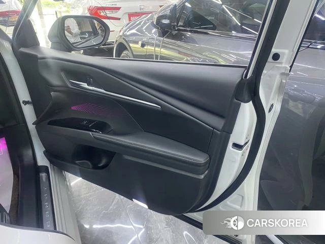 Toyota Camry id 4276601 из Китая 11