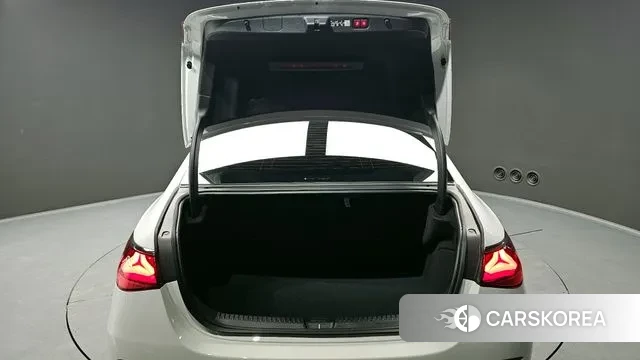 Mercedes-Benz E-Class W214 id 3700677 из Кореи 11