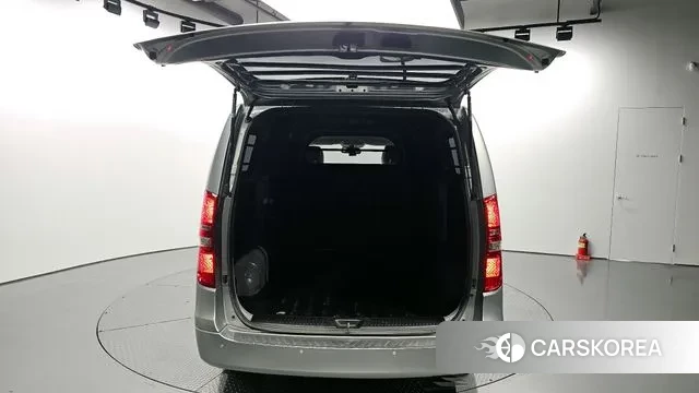 Hyundai The New Grand Starex id 2990887 из Кореи 11