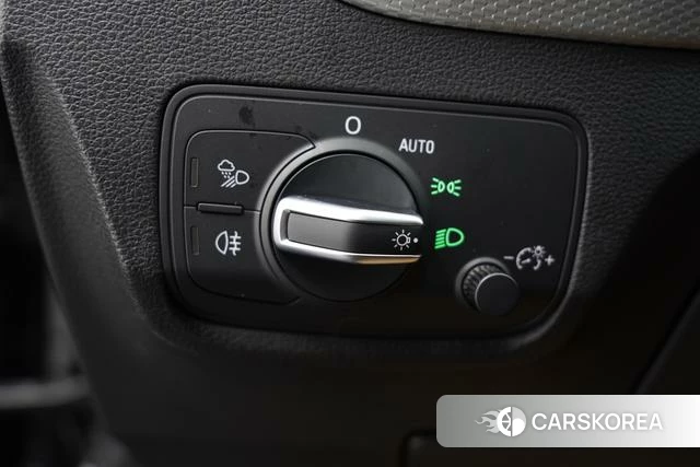 Audi Q2L id 4258684 из Китая 11