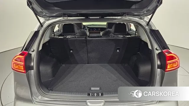 Kia Niro EV id 3213639 из Кореи 11