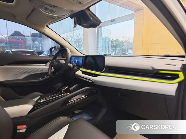 Geely Automobile Binyue id 4220664 из Китая 11