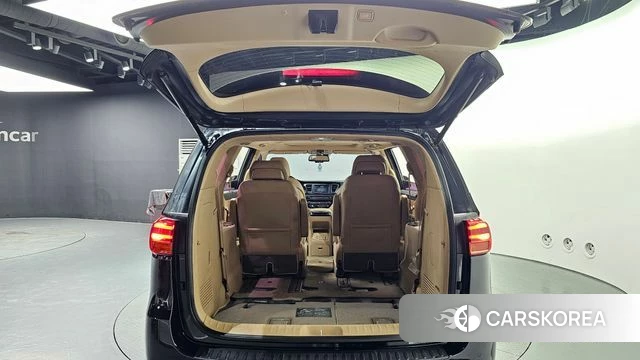 Kia The New Carnival id 4563347 из Кореи 11