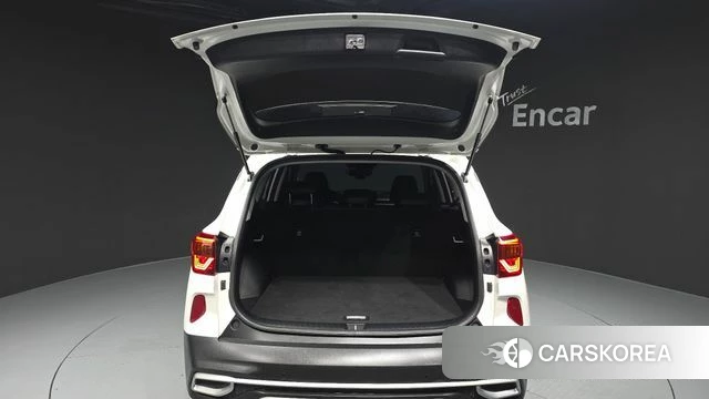 Kia Seltos id 3795258 из Кореи 11