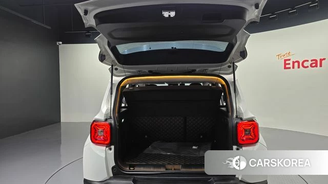 Jeep Renegade id 4180241 из Кореи 11