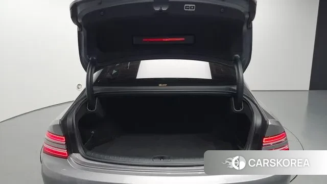 Genesis G80 (RG3) id 3133850 из Кореи 11