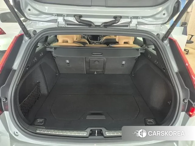 Volvo V60 Cross-Country 2nd Generation id 3425790 из Кореи 11