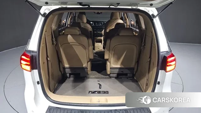 Kia The New Carnival id 3460148 из Кореи 11