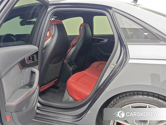 Audi S4 id 4341777 из Китая 11