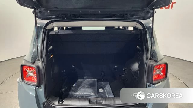 Jeep Renegade id 3829026 из Кореи 11