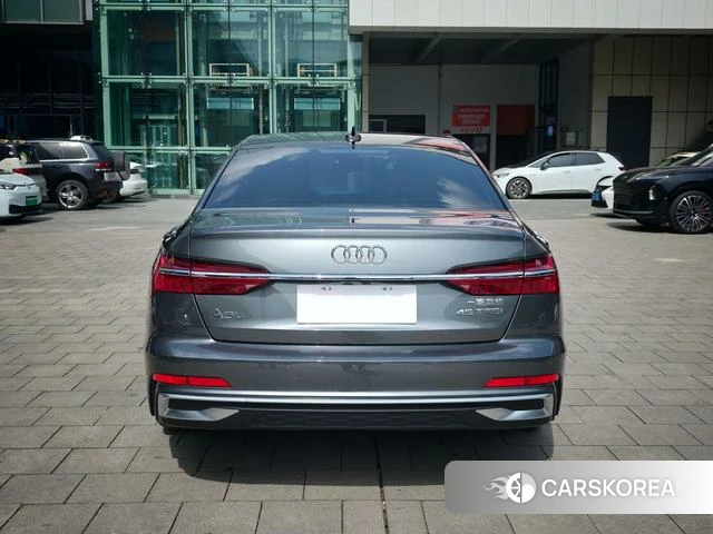 Audi A6L id 4265934 из Китая 11