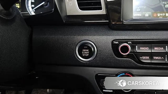 Kia Niro id 3096016 из Кореи 11