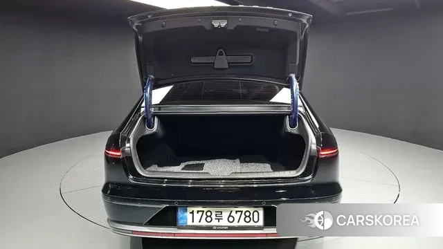 Hyundai Grandeur (GN7) id 3136677 из Кореи 11