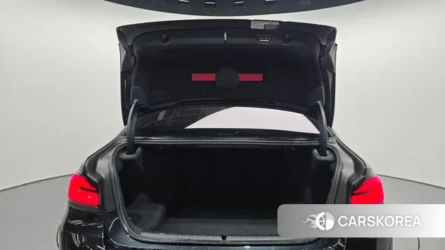 BMW 5 Series (G30) id 3512613 из Кореи 11