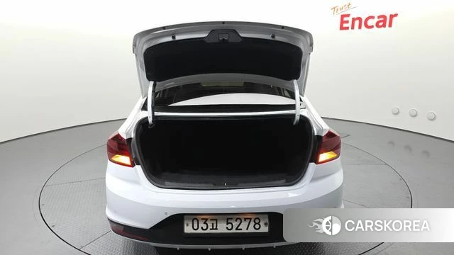 Hyundai The New Avante AD id 4557651 из Кореи 11