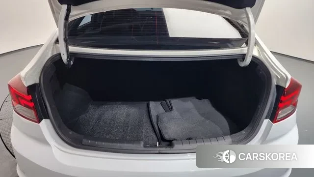 Hyundai The New Avante AD id 3698695 из Кореи 11